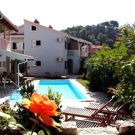 Villas Rab Palit Buitenkant foto