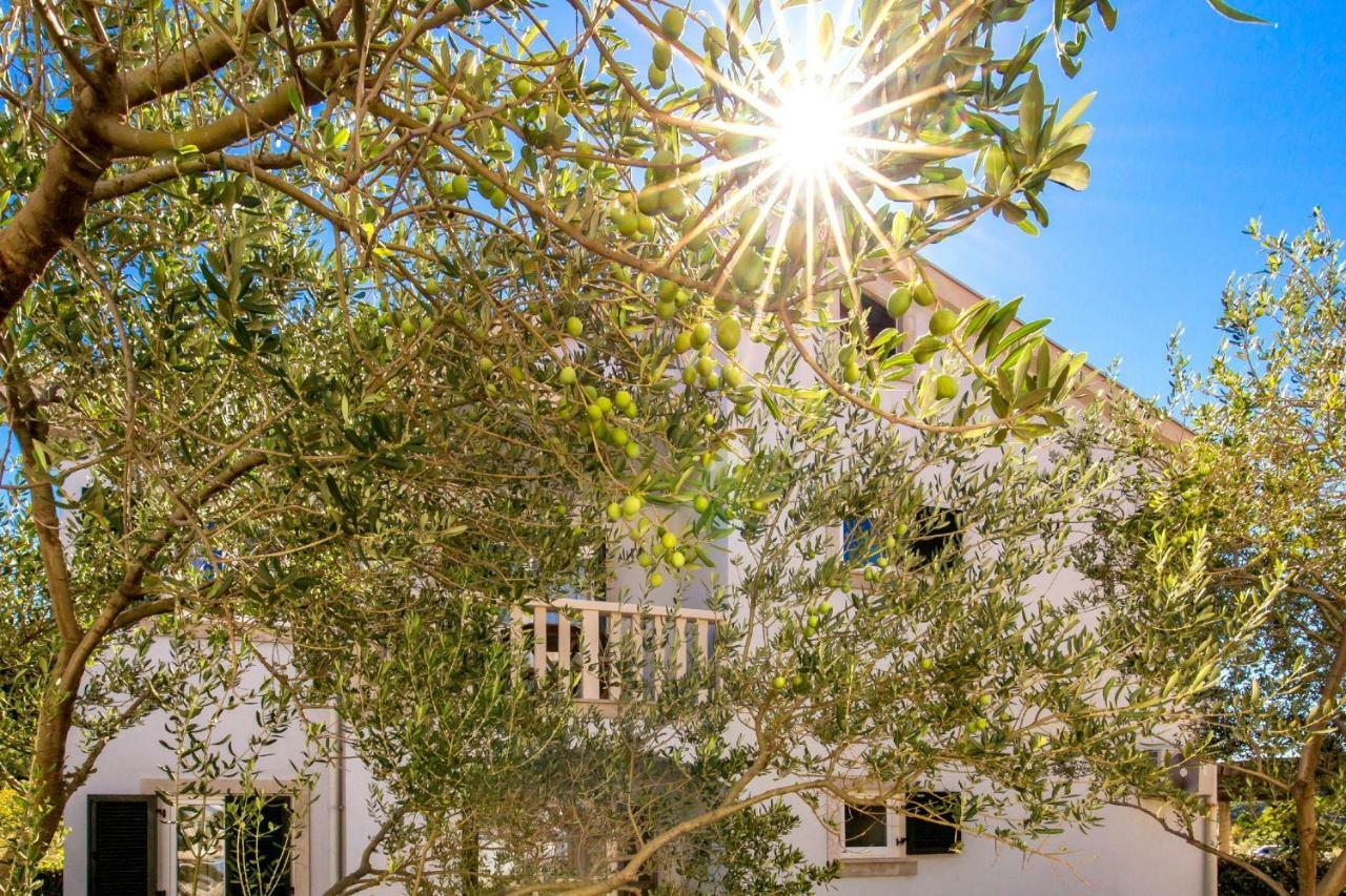 Villas Rab Palit Buitenkant foto