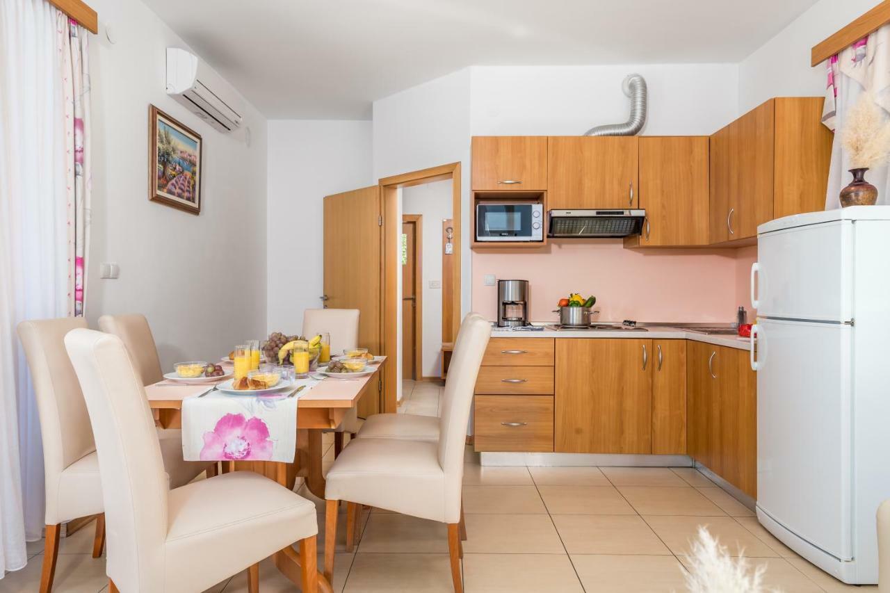 Villas Rab Palit Buitenkant foto